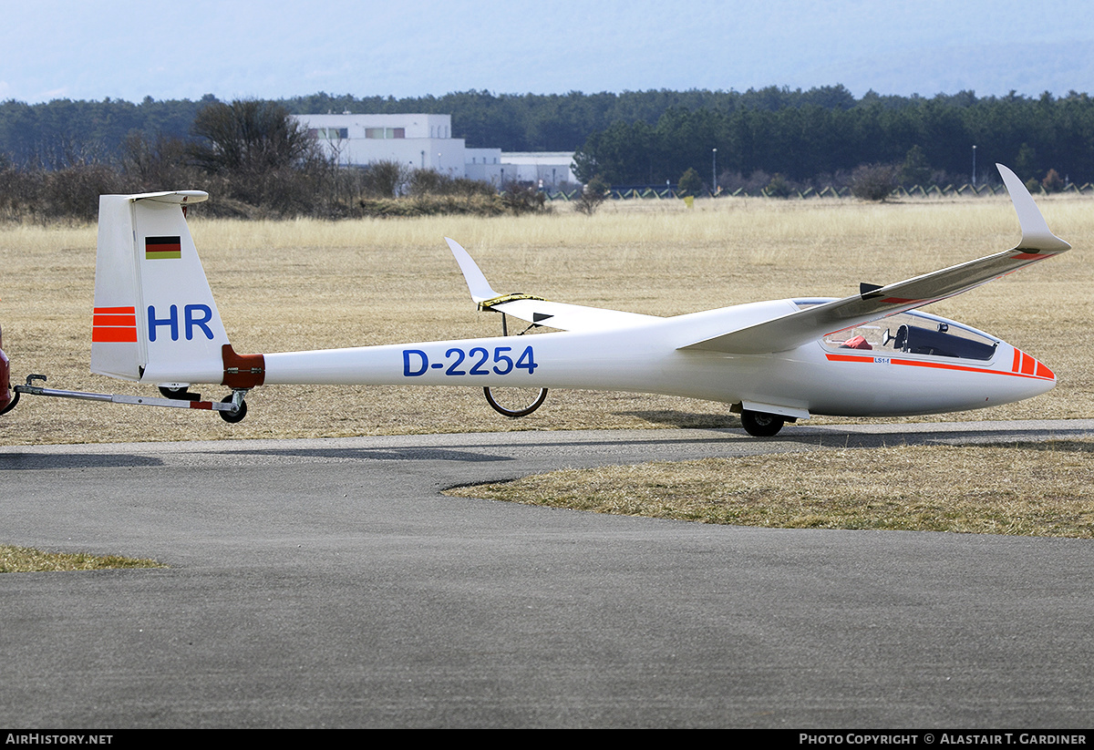 Aircraft Photo of D-2254 | Rolladen-Schneider LS-1F | AirHistory.net #447922