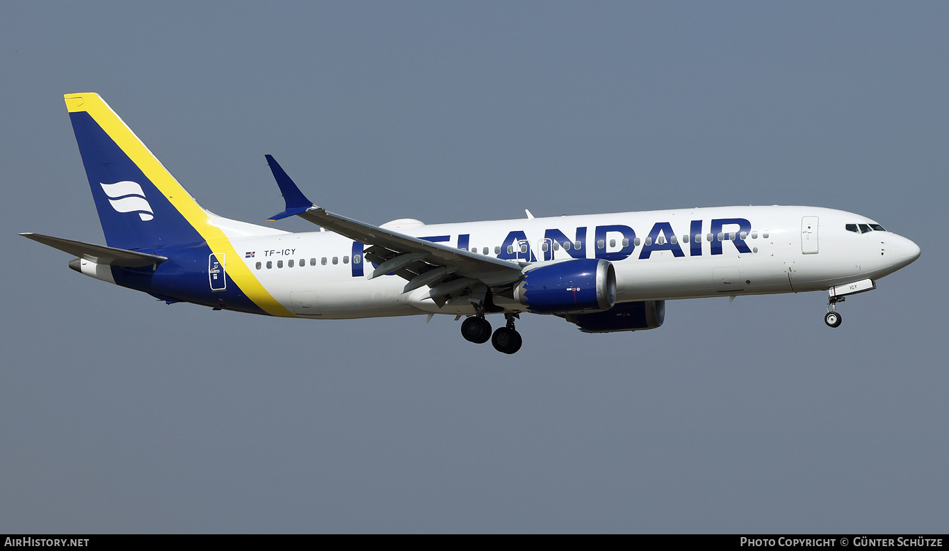 Aircraft Photo of TF-ICY | Boeing 737-8 Max 8 | Icelandair | AirHistory.net #447992