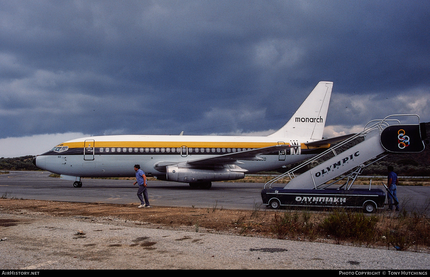 Aircraft Photo of G-BJSO | Boeing 737-2L9/Adv | Monarch Airlines | AirHistory.net #447994