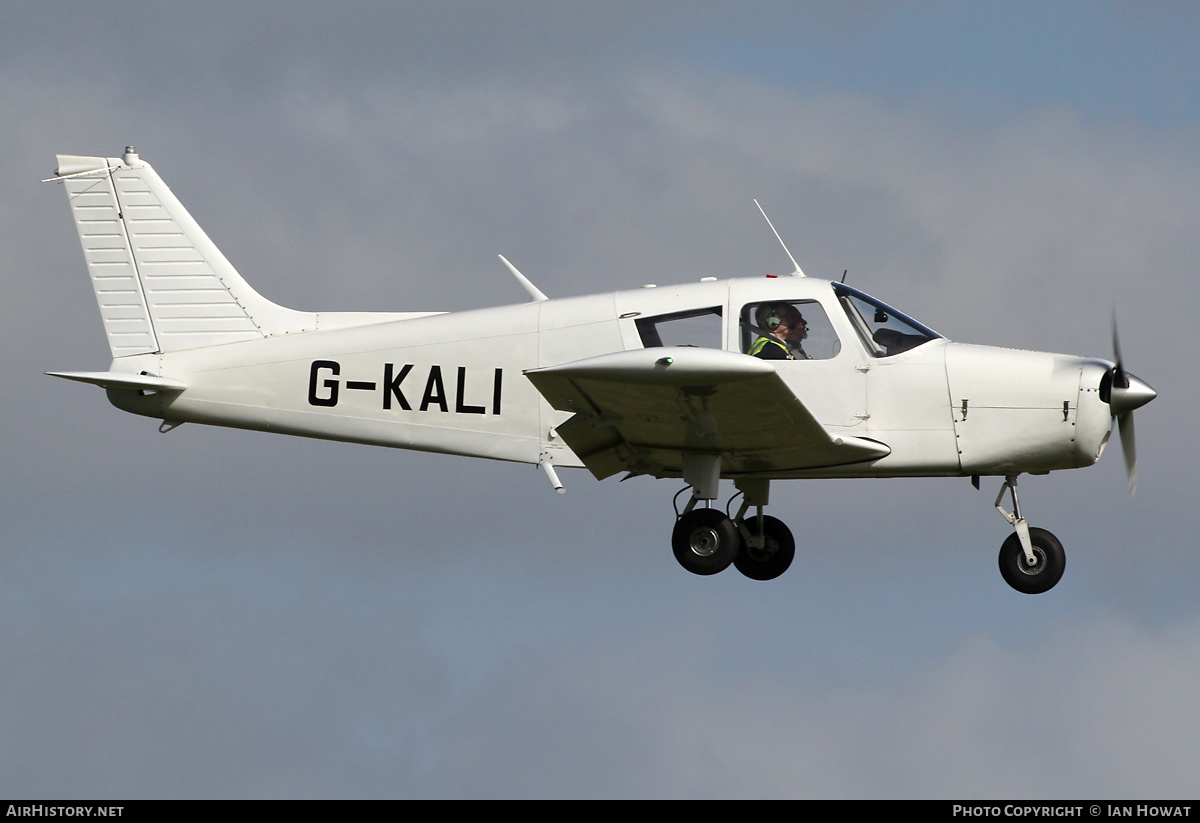 Aircraft Photo of G-KALI | Piper PA-28-140 Cherokee F | AirHistory.net #448004