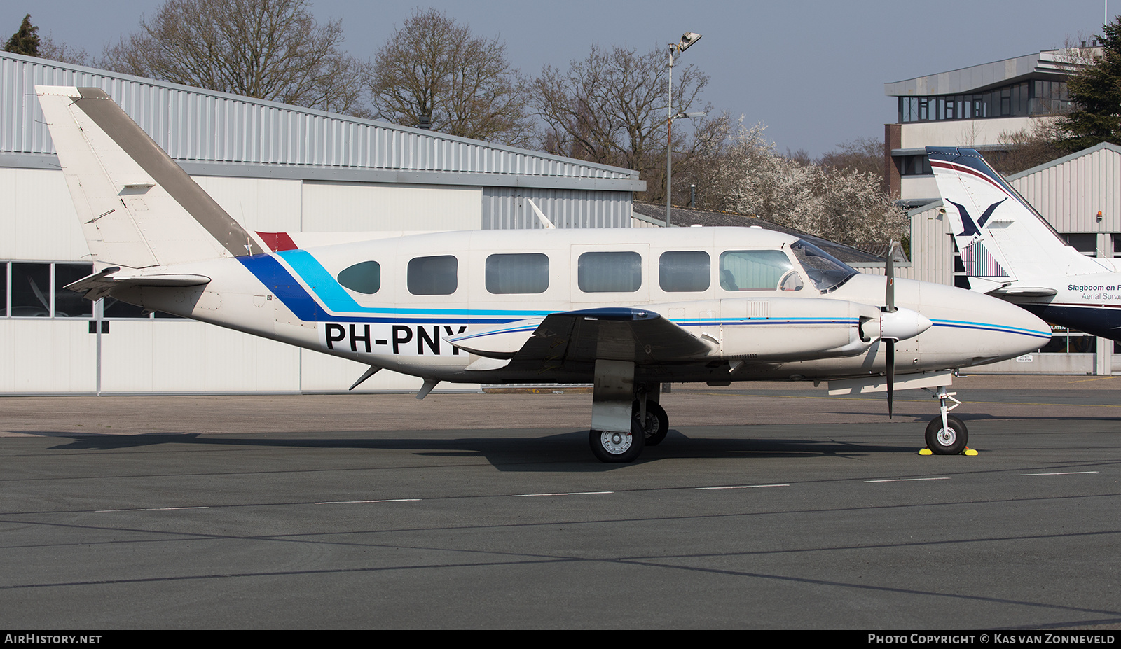 Aircraft Photo of PH-PNY | Piper PA-31-350 Chieftain | AirHistory.net #448009