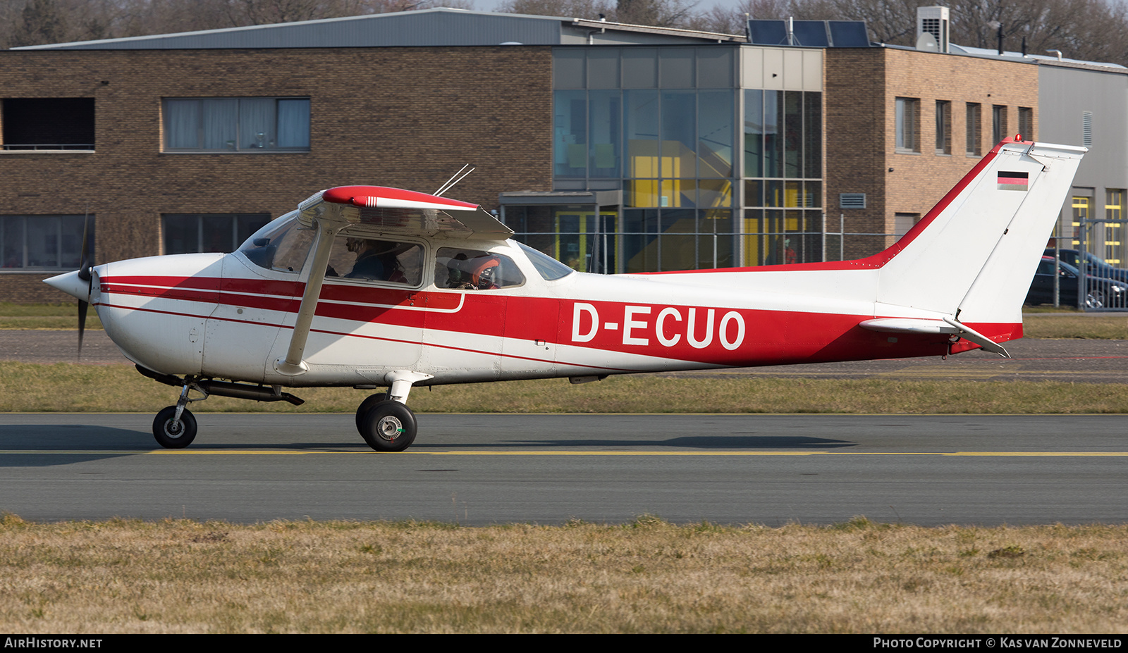 Aircraft Photo of D-ECUO | Reims F172M Skyhawk | AirHistory.net #448012