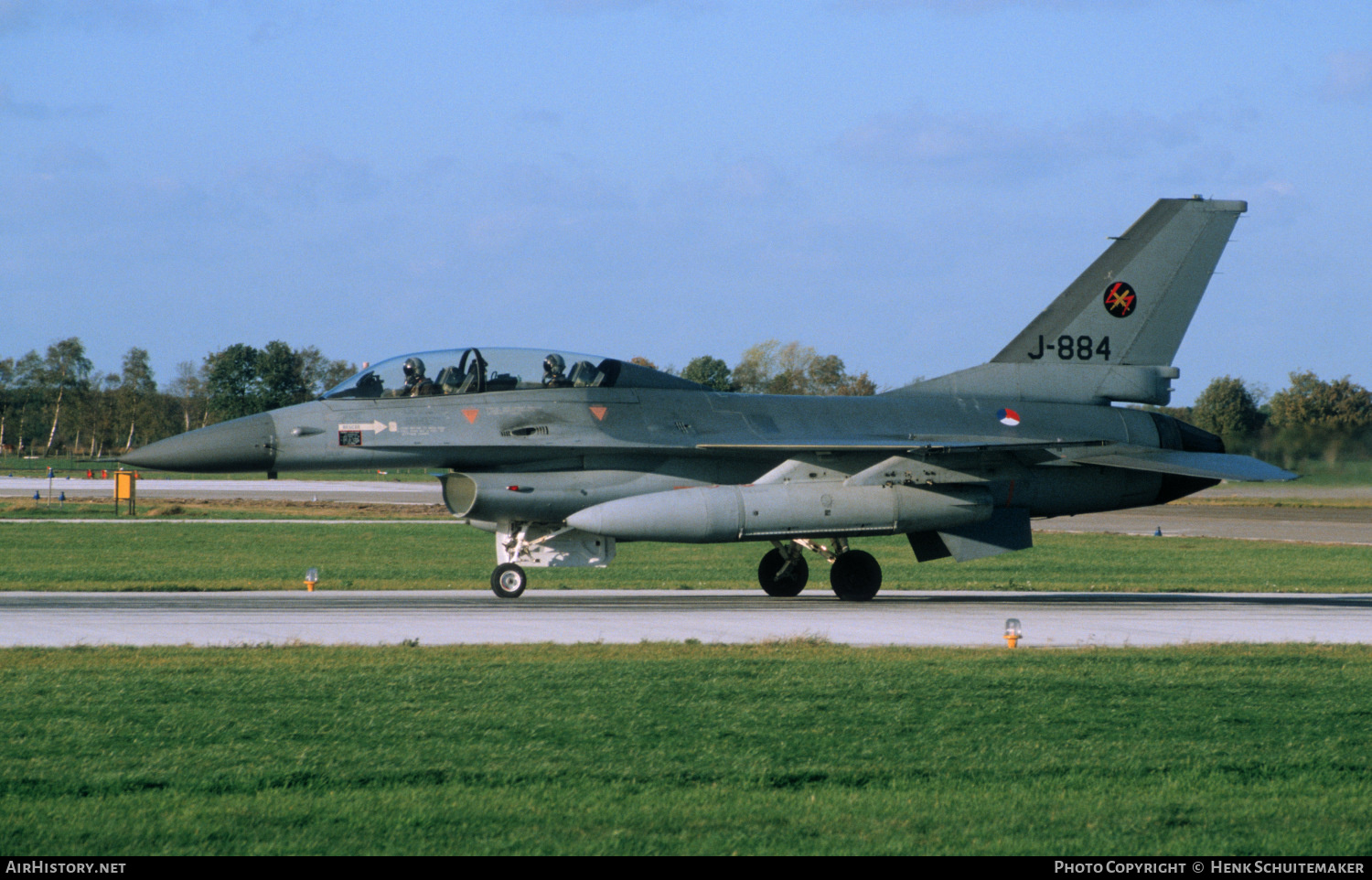Aircraft Photo of J-884 | General Dynamics F-16B Fighting Falcon | Netherlands - Air Force | AirHistory.net #448013