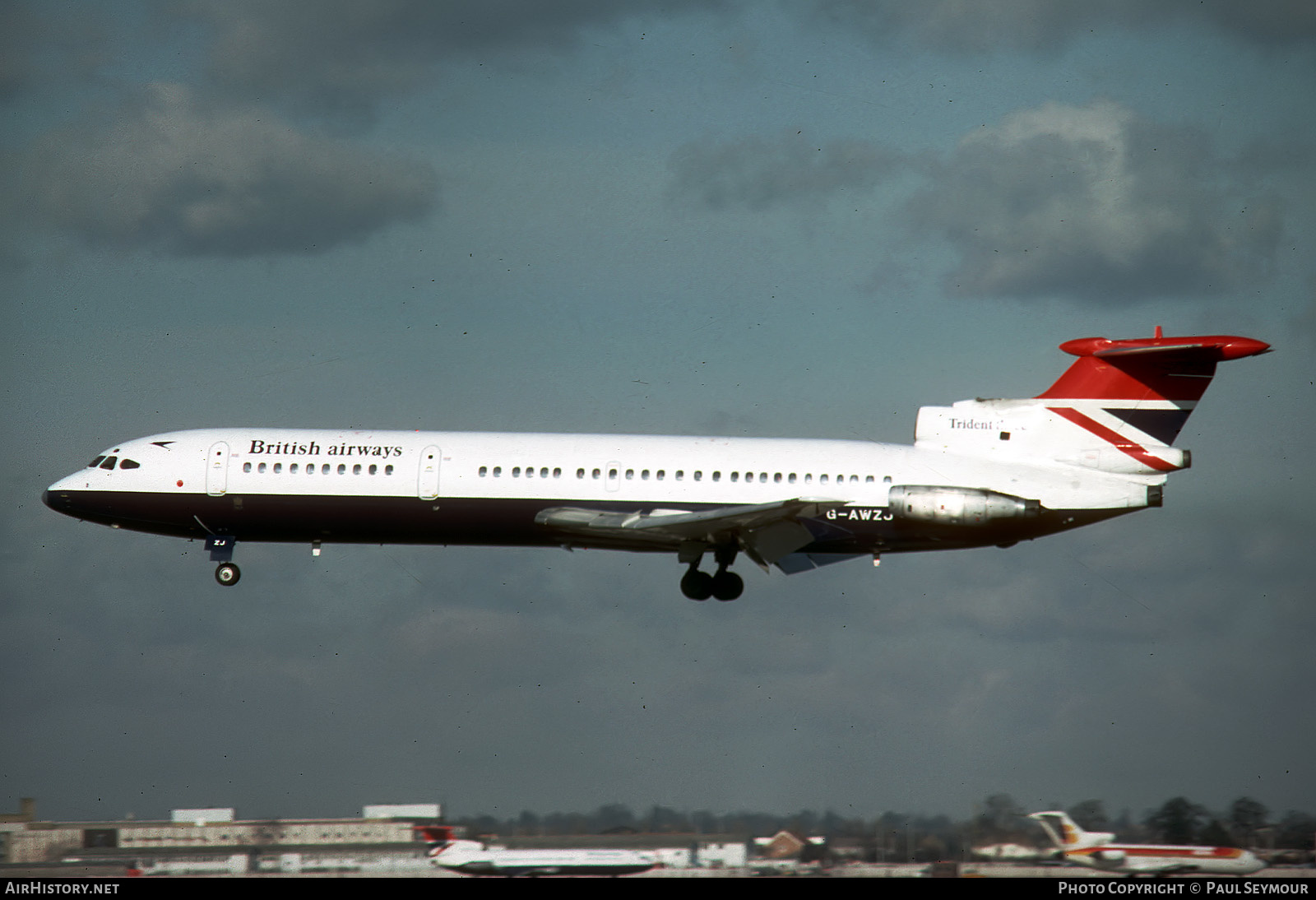 Aircraft Photo of G-AWZJ | Hawker Siddeley HS-121 Trident 3B | British Airways | AirHistory.net #448023