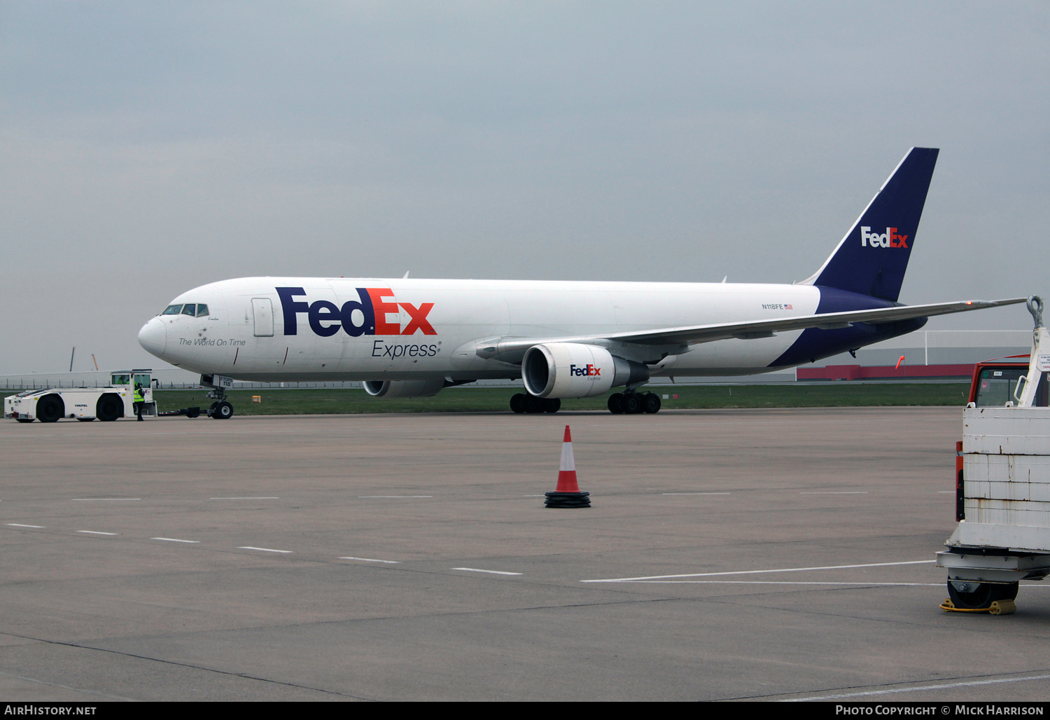 Aircraft Photo of N118FE | Boeing 767-3S2F/ER | FedEx Express | AirHistory.net #448128