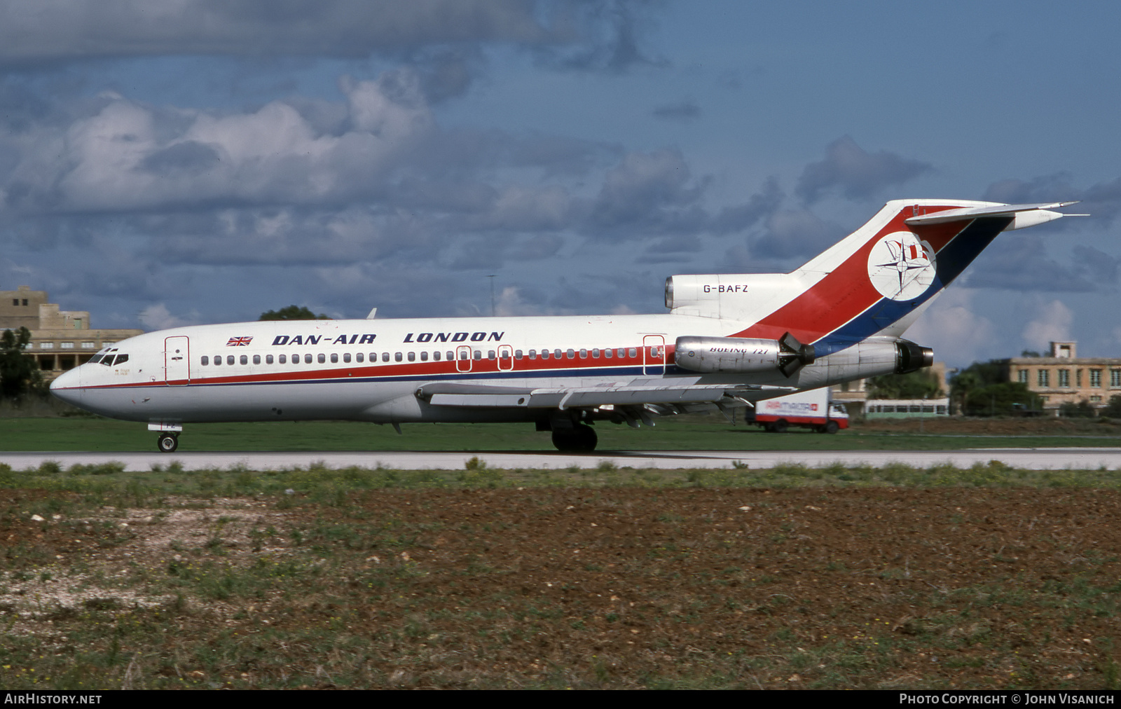 Aircraft Photo of G-BAFZ | Boeing 727-46 | Dan-Air London | AirHistory.net #448168