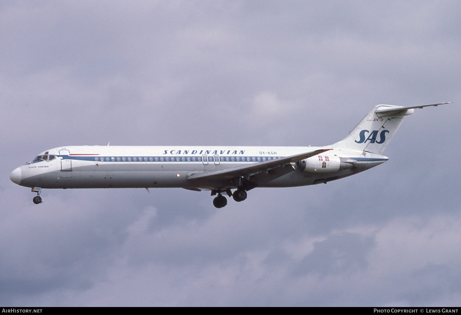 Aircraft Photo of OY-KGH | McDonnell Douglas DC-9-41 | Scandinavian Airlines - SAS | AirHistory.net #448202