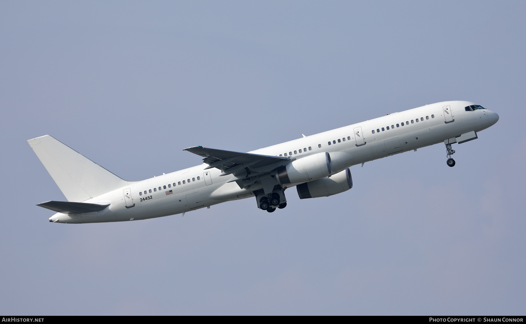 Aircraft Photo of 02-4452 / 24452 | Boeing C-32B (757-23A) | USA - Air Force | AirHistory.net #448265