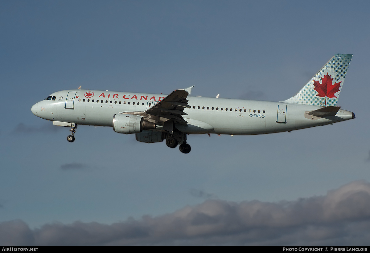 Aircraft Photo of C-FKCO | Airbus A320-211 | Air Canada | AirHistory.net #448294