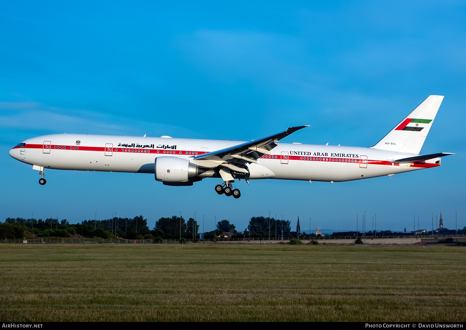 Aircraft Photo of A6-SIL | Boeing 777-35R/ER | United Arab Emirates Government | AirHistory.net #448297