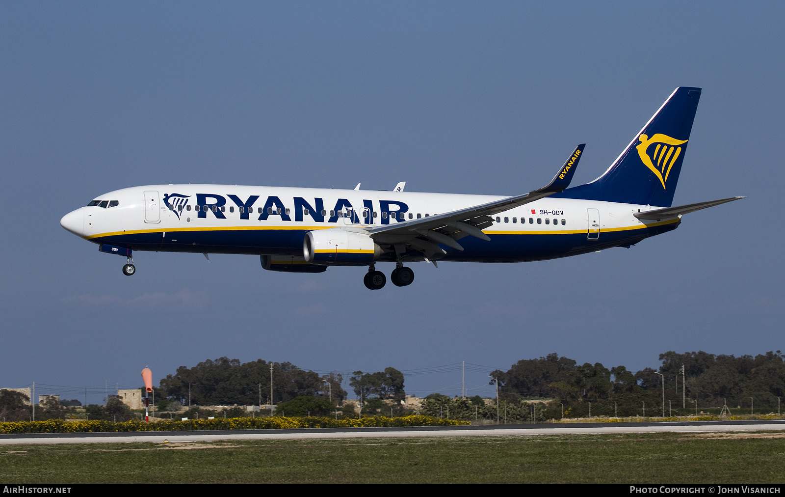 Aircraft Photo of 9H-QDV | Boeing 737-800 | Ryanair | AirHistory.net #448350