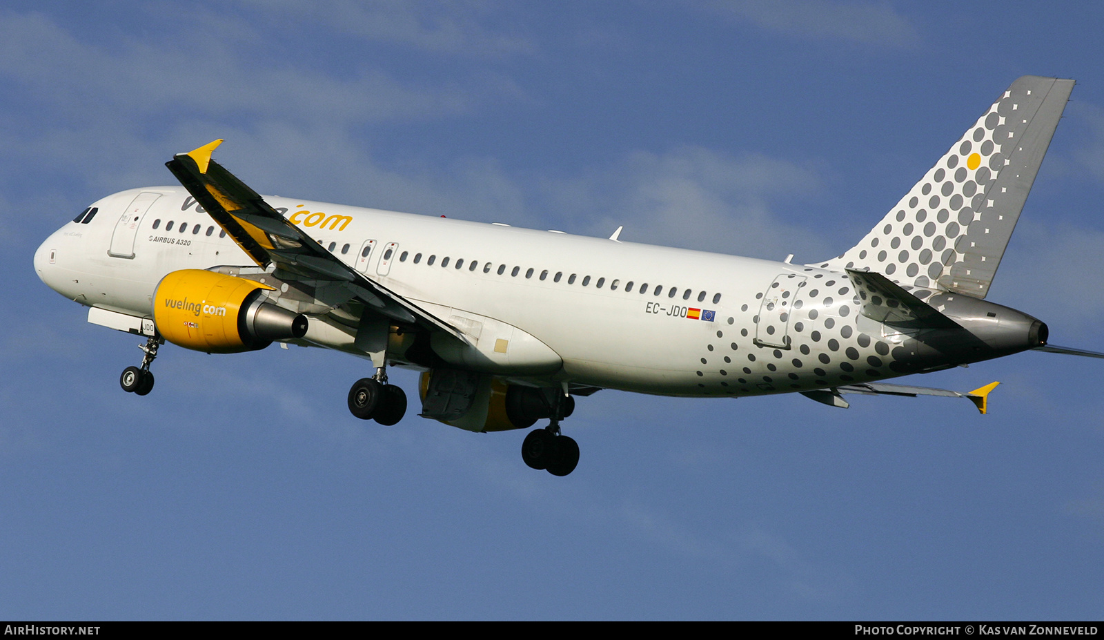 Aircraft Photo of EC-JDO | Airbus A320-214 | Vueling Airlines | AirHistory.net #448375