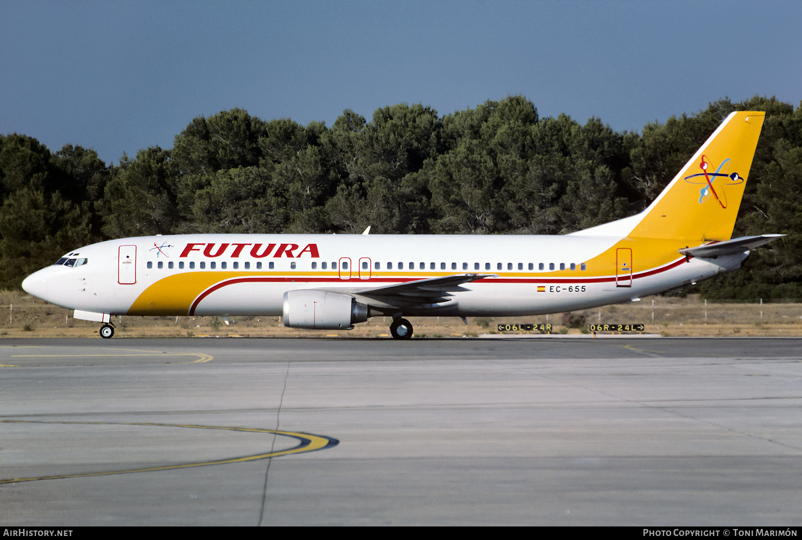 Aircraft Photo of EC-655 | Boeing 737-46B | Futura International Airways | AirHistory.net #448407