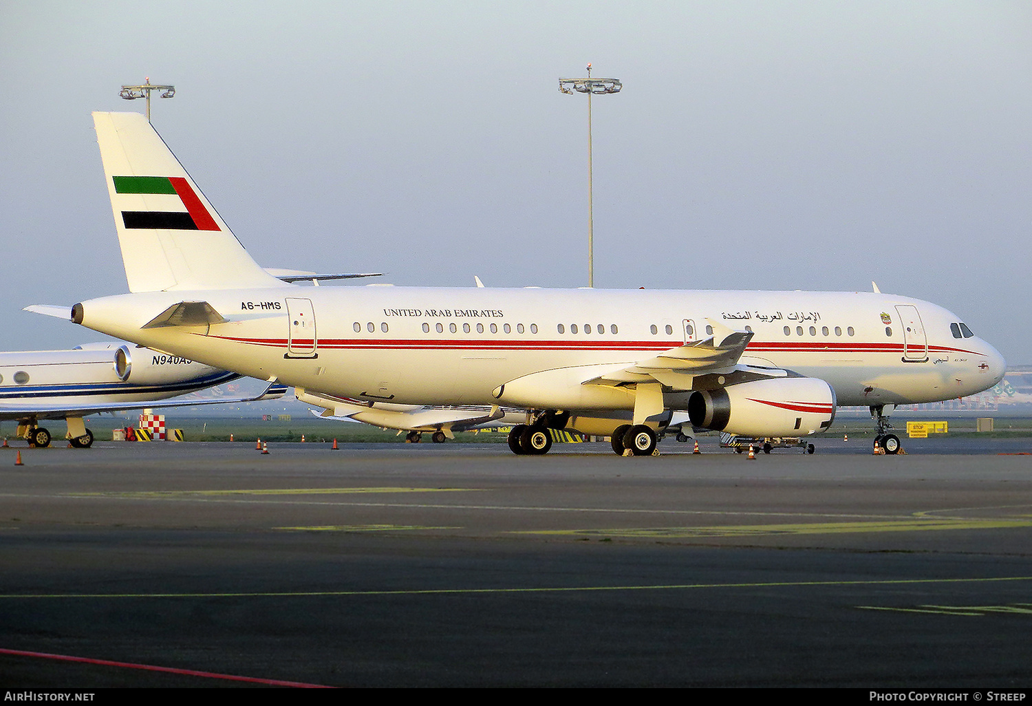 Aircraft Photo of A6-HMS | Airbus A320-232 | United Arab Emirates Government | AirHistory.net #448424
