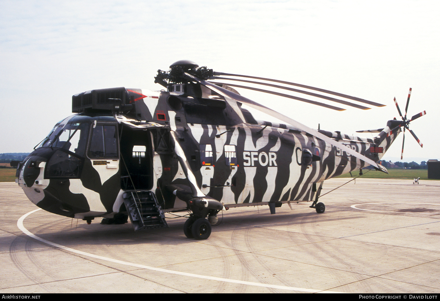 Aircraft Photo of ZA297 | Westland WS-61 Sea King HC4 | UK - Navy | AirHistory.net #448562