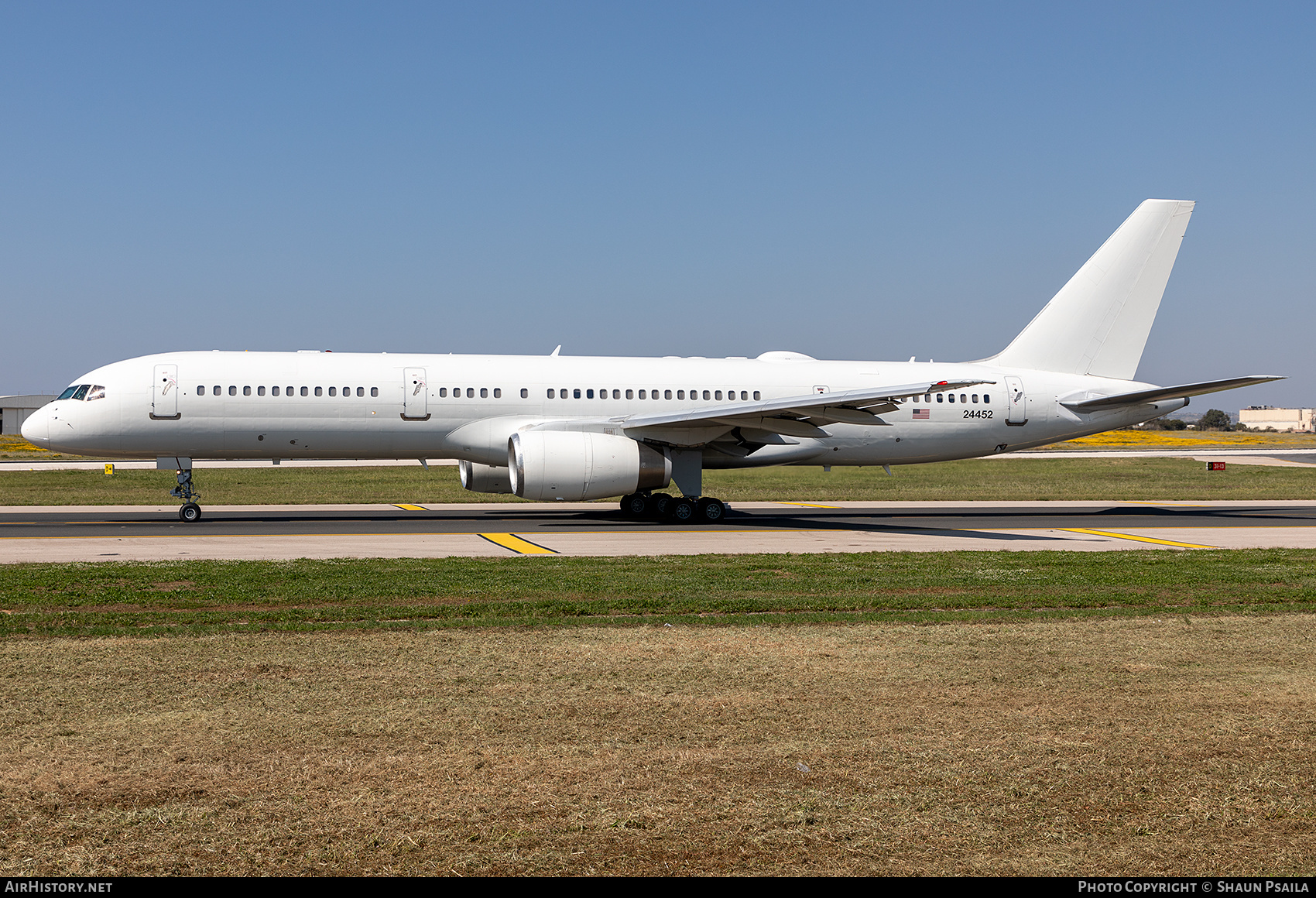 Aircraft Photo of 02-4452 / 24452 | Boeing C-32B (757-23A) | USA - Air Force | AirHistory.net #448581