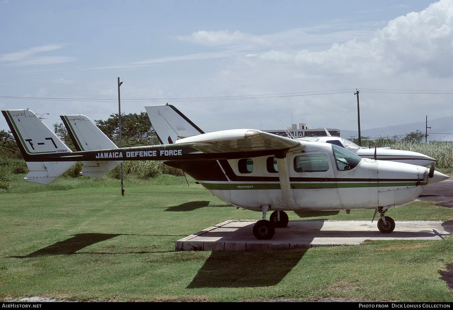 Aircraft Photo of JDF T-7 | Cessna 337G Super Skymaster II | Jamaica - Air Force | AirHistory.net #448772