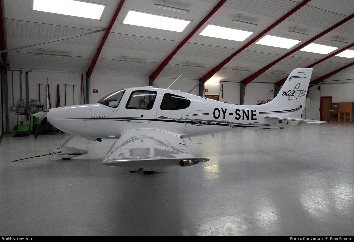 Aircraft Photo of OY-SNE | Cirrus SR-22 G2-GTS | AirHistory.net #448813