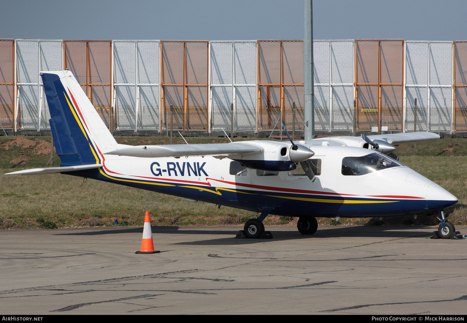 Aircraft Photo of G-RVNK | Partenavia P-68B Victor | Ravenair | AirHistory.net #448824