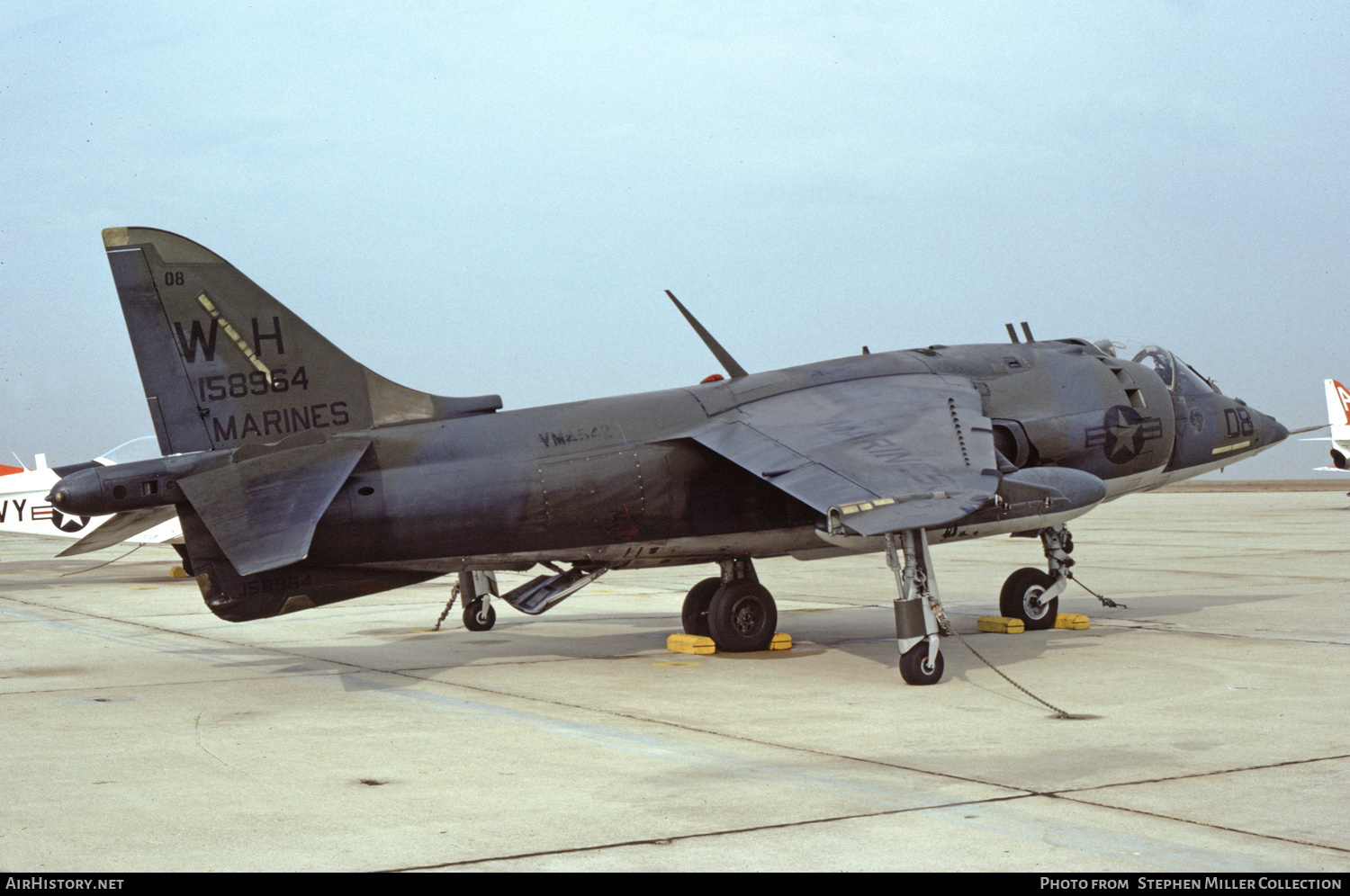 Aircraft Photo of 158964 | Hawker Siddeley AV-8C Harrier | USA - Marines | AirHistory.net #449016
