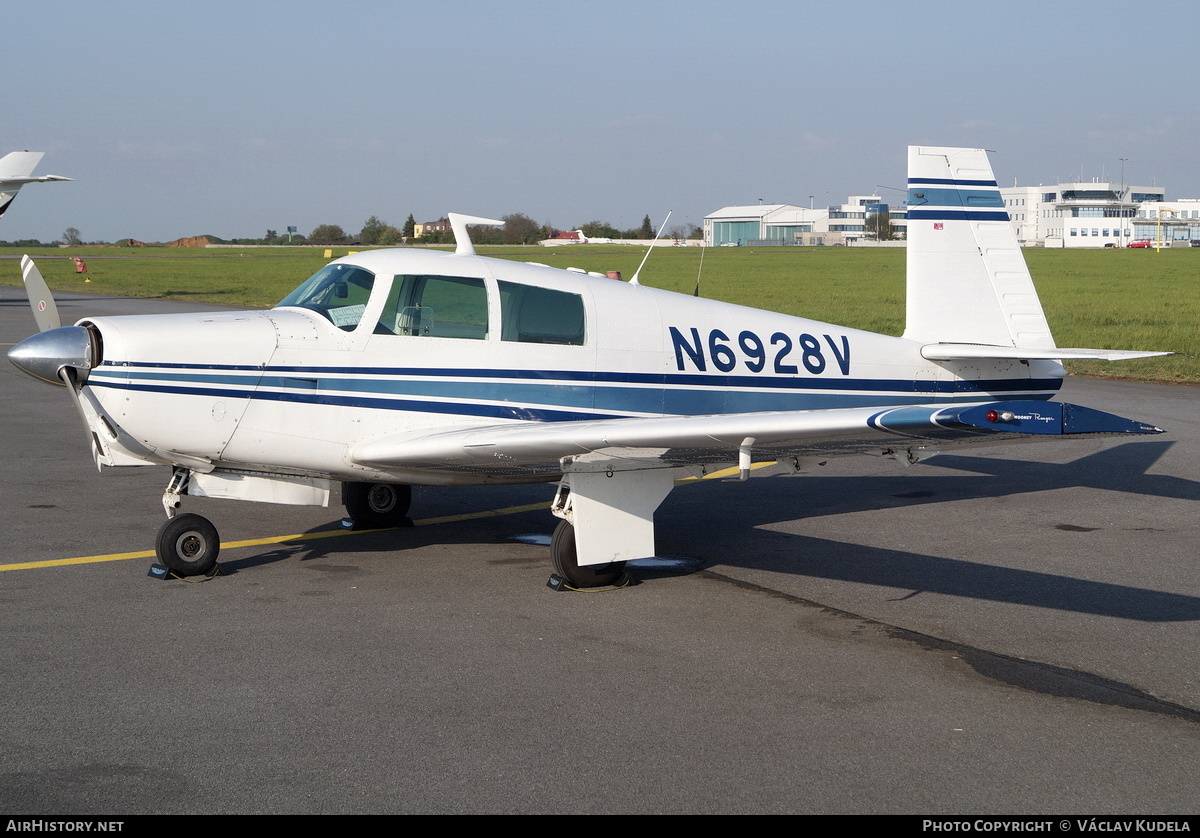 Aircraft Photo of N6928V | Mooney M-20C Ranger | AirHistory.net #449039