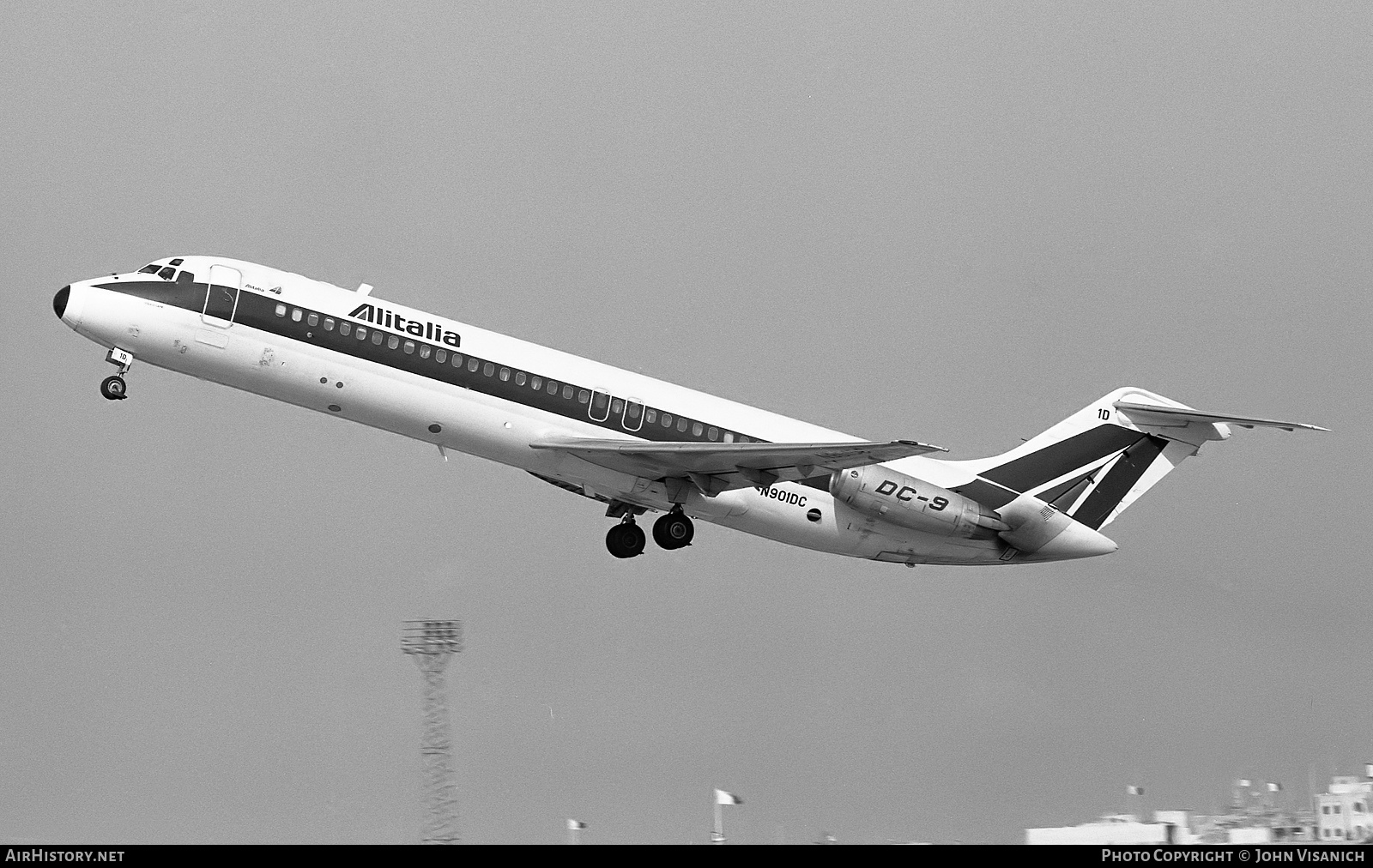 Aircraft Photo of N901DC | McDonnell Douglas DC-9-32 | Alitalia | AirHistory.net #449123