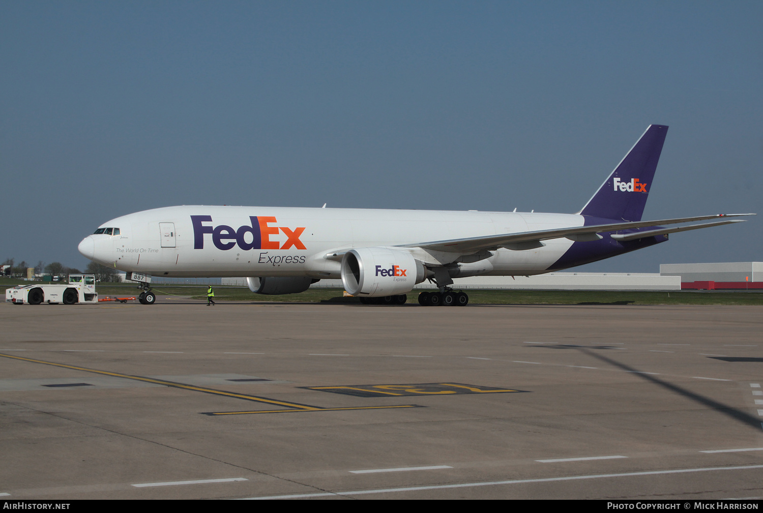 Aircraft Photo of N887FD | Boeing 777-FS2 | FedEx Express - Federal Express | AirHistory.net #449149