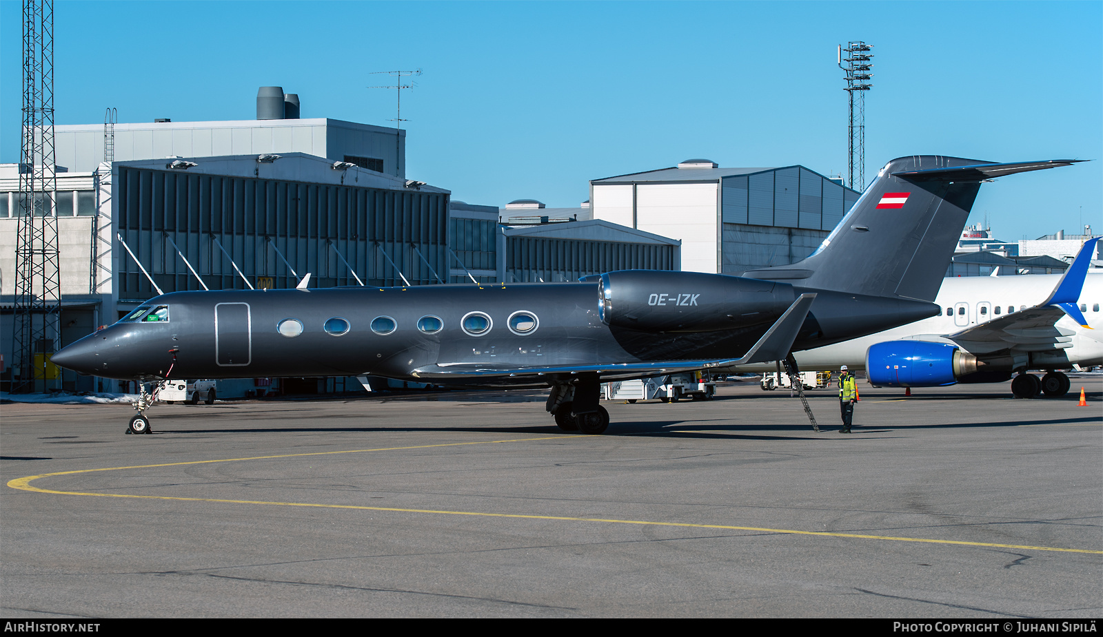 Aircraft Photo of OE-IZK | Gulfstream Aerospace G-IV-X Gulfstream G450 | AirHistory.net #449192