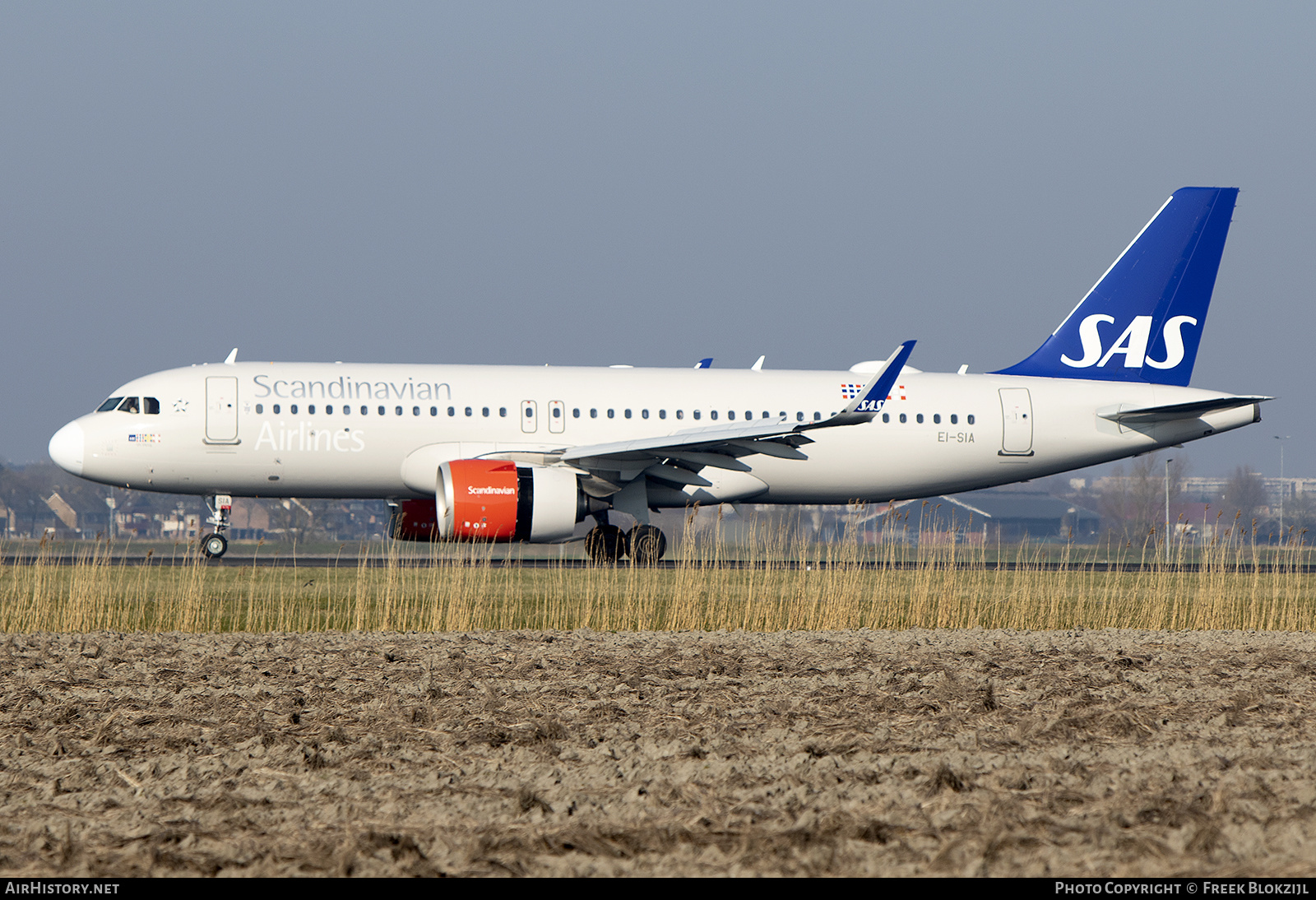 Aircraft Photo of EI-SIA | Airbus A320-251N | Scandinavian Airlines - SAS | AirHistory.net #449197