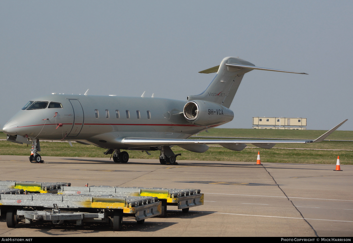 Aircraft Photo of 9H-VCA | Bombardier Challenger 350 (BD-100-1A10) | VistaJet | AirHistory.net #449221