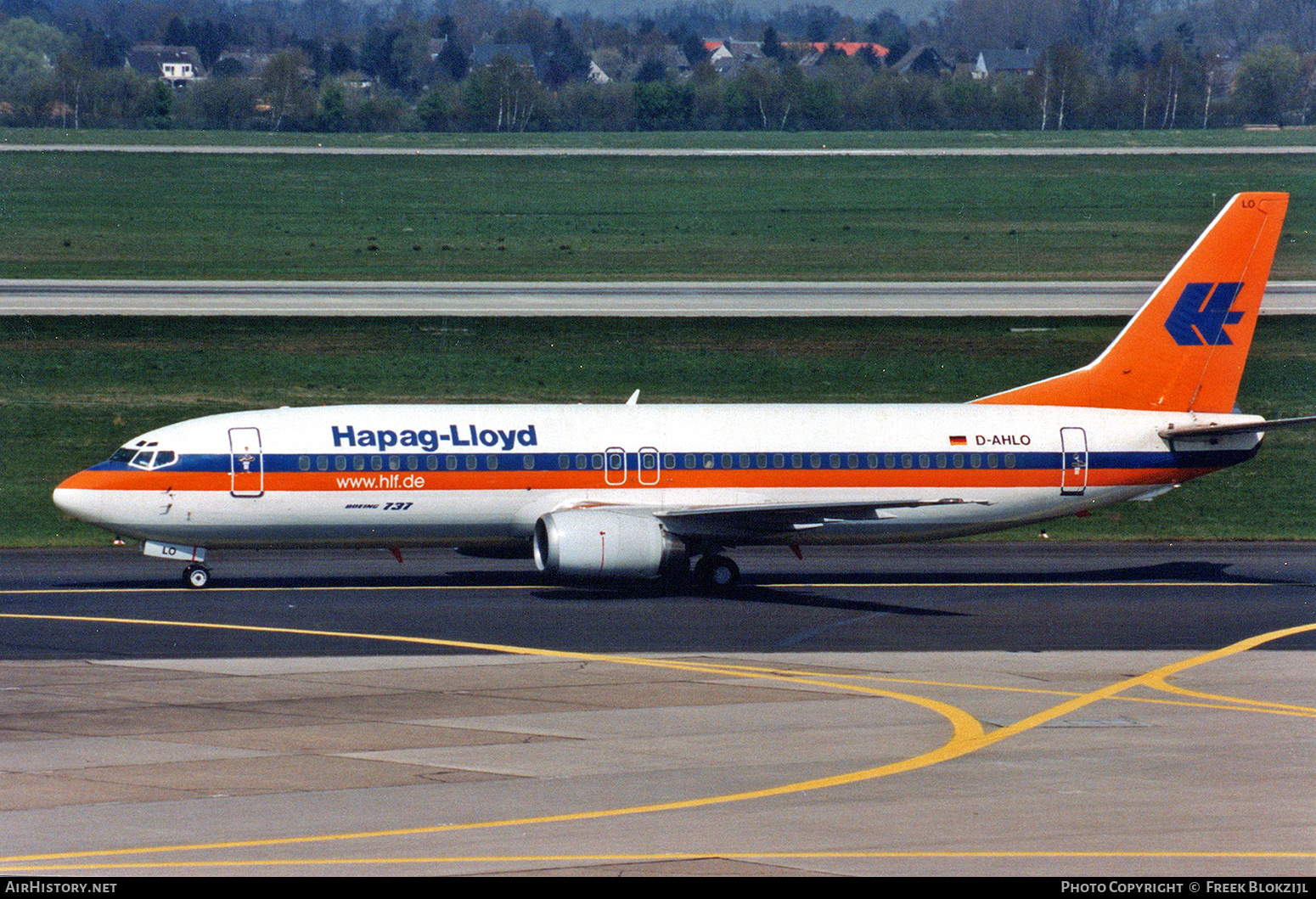 Aircraft Photo of D-AHLO | Boeing 737-4K5 | Hapag-Lloyd | AirHistory.net #449311