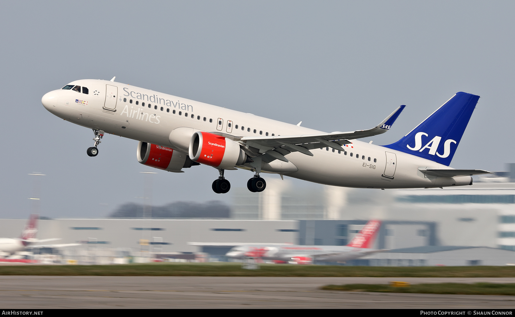 Aircraft Photo of EI-SIG | Airbus A320-251N | Scandinavian Airlines - SAS | AirHistory.net #449376