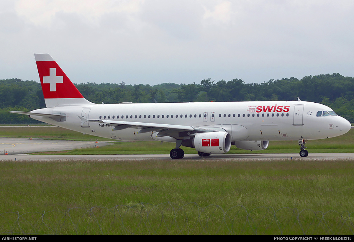Aircraft Photo of HB-IJK | Airbus A320-214 | Swiss International Air Lines | AirHistory.net #449397