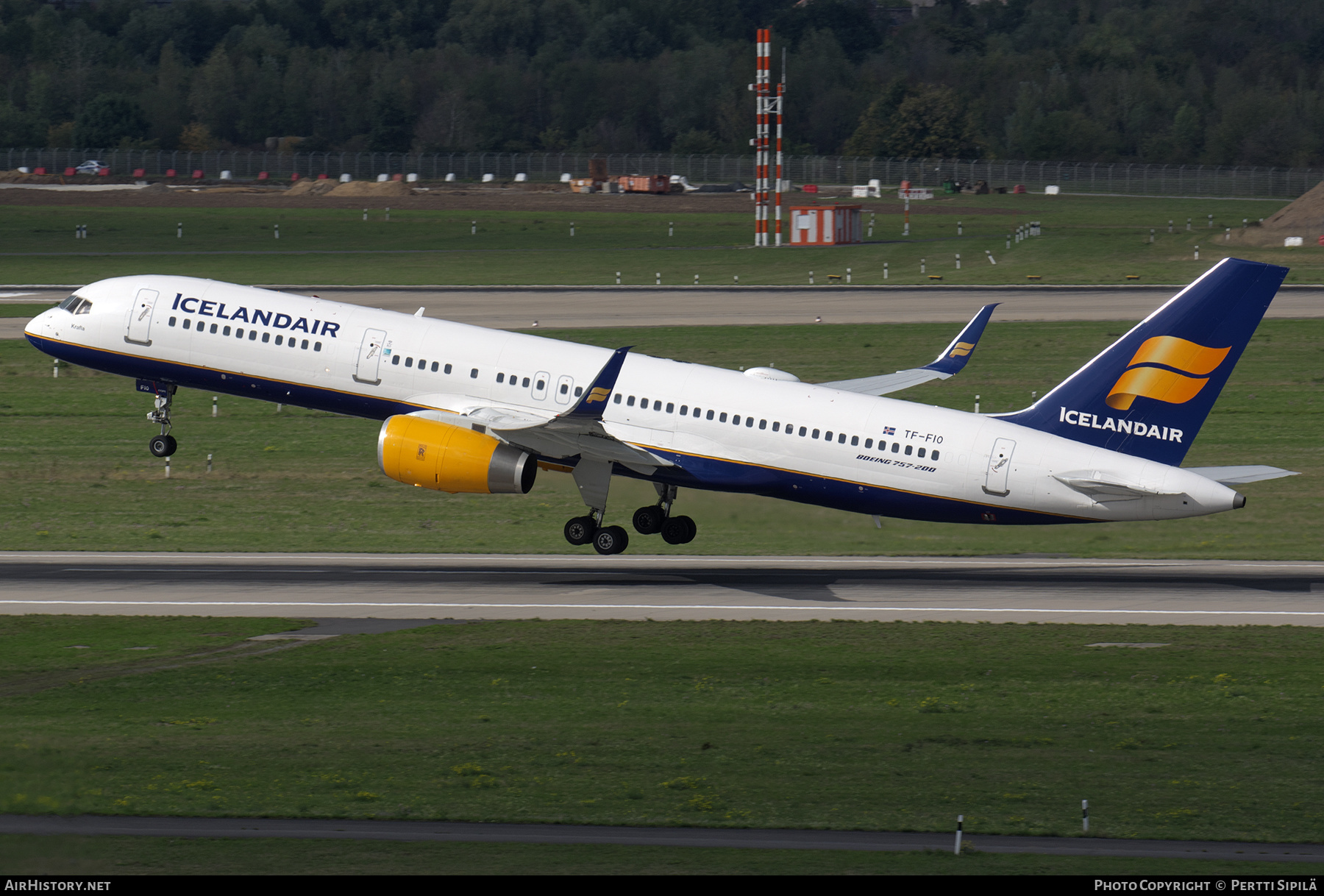 Aircraft Photo of TF-FIO | Boeing 757-208 | Icelandair | AirHistory.net #449496