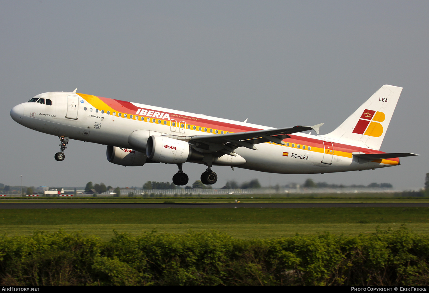 Aircraft Photo of EC-LEA | Airbus A320-214 | Iberia | AirHistory.net #449545