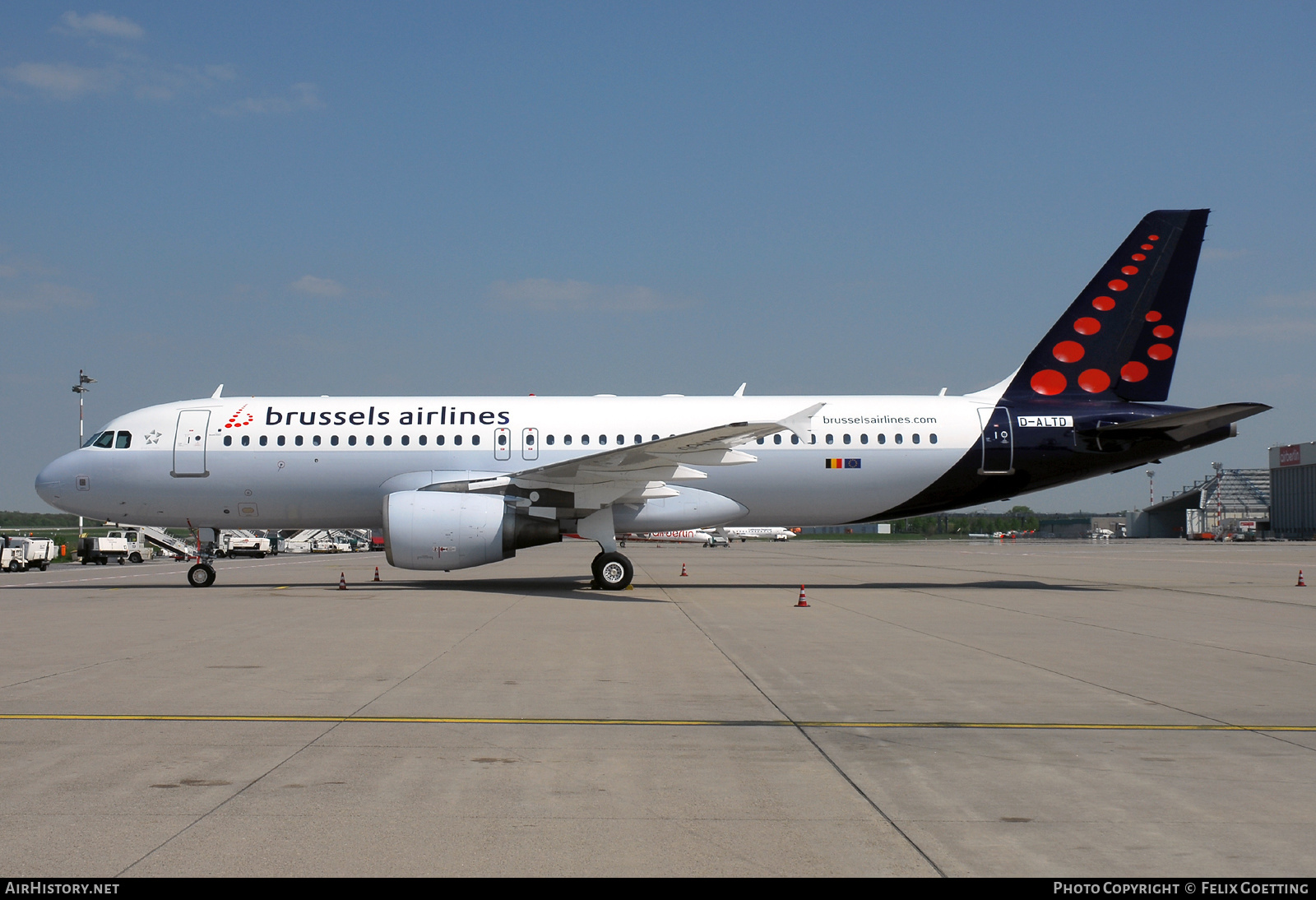 Aircraft Photo of D-ALTD | Airbus A320-214 | Brussels Airlines | AirHistory.net #449632