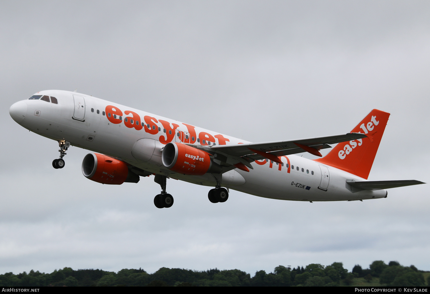 Aircraft Photo of G-EZUK | Airbus A320-214 | EasyJet | AirHistory.net #449719