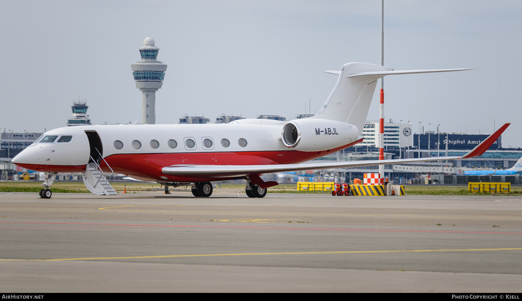 Aircraft Photo of M-ABJL | Gulfstream Aerospace G650 (G-VI) | AirHistory.net #449729