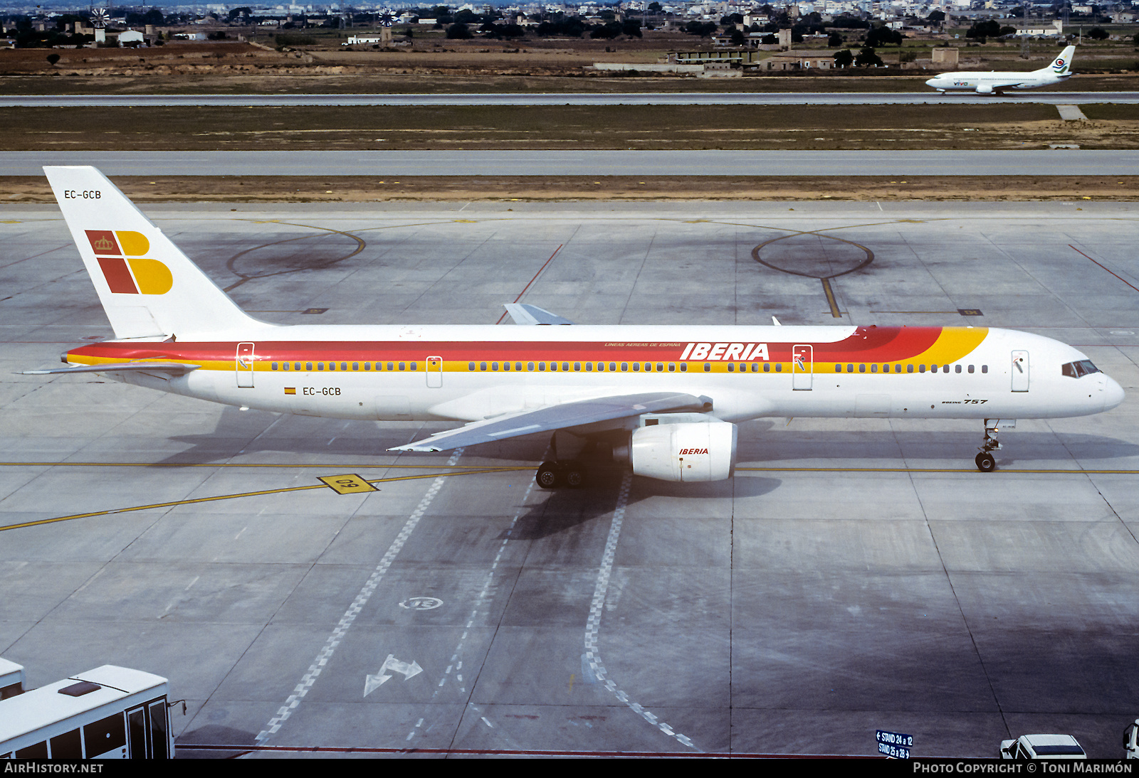 Aircraft Photo of EC-GCB | Boeing 757-236 | Iberia | AirHistory.net #449872