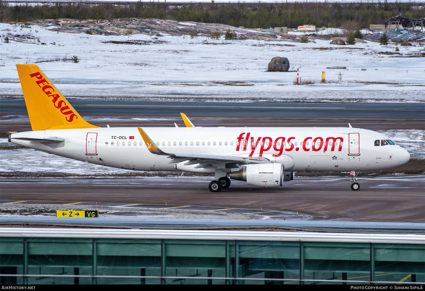 Aircraft Photo of TC-DCL | Airbus A320-214 | Pegasus Airlines | AirHistory.net #449892