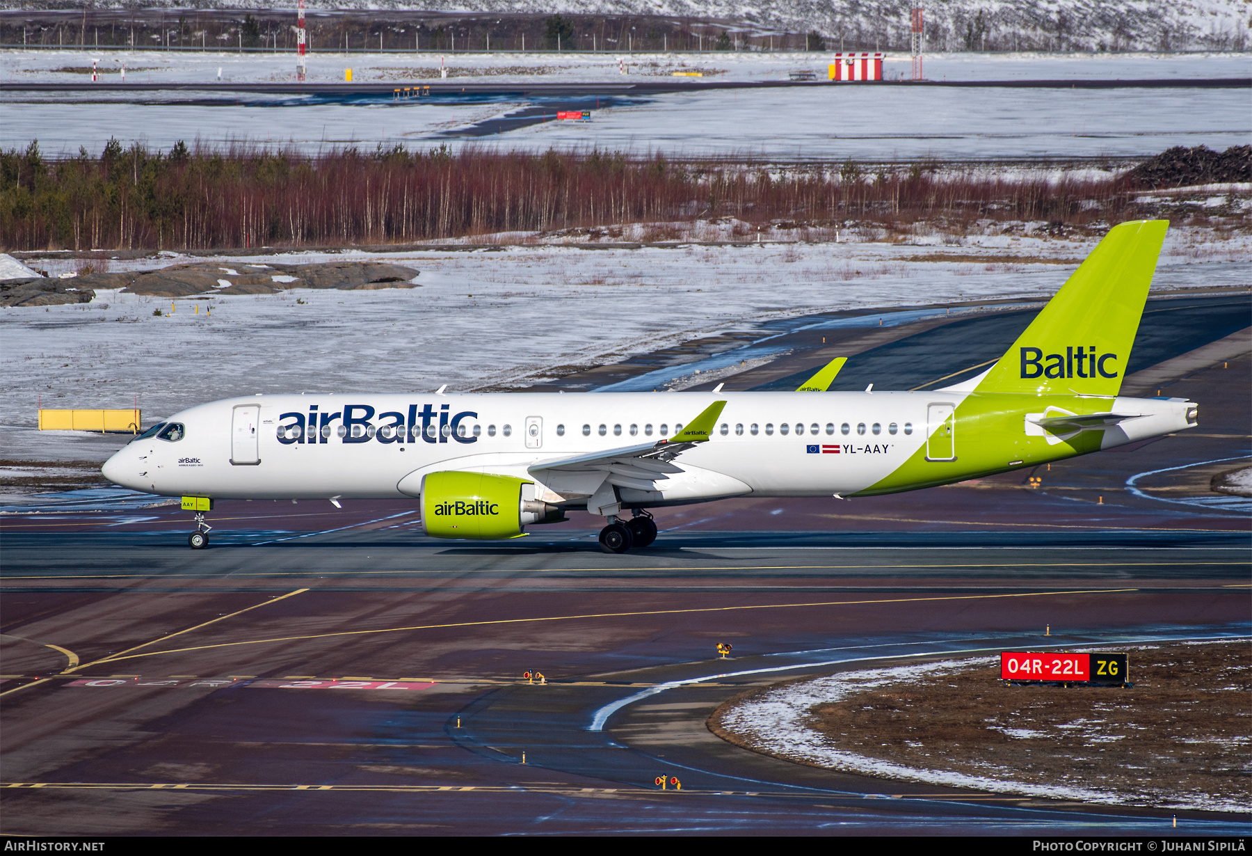 Aircraft Photo of YL-AAY | Airbus A220-371 (BD-500-1A11) | AirBaltic | AirHistory.net #449900