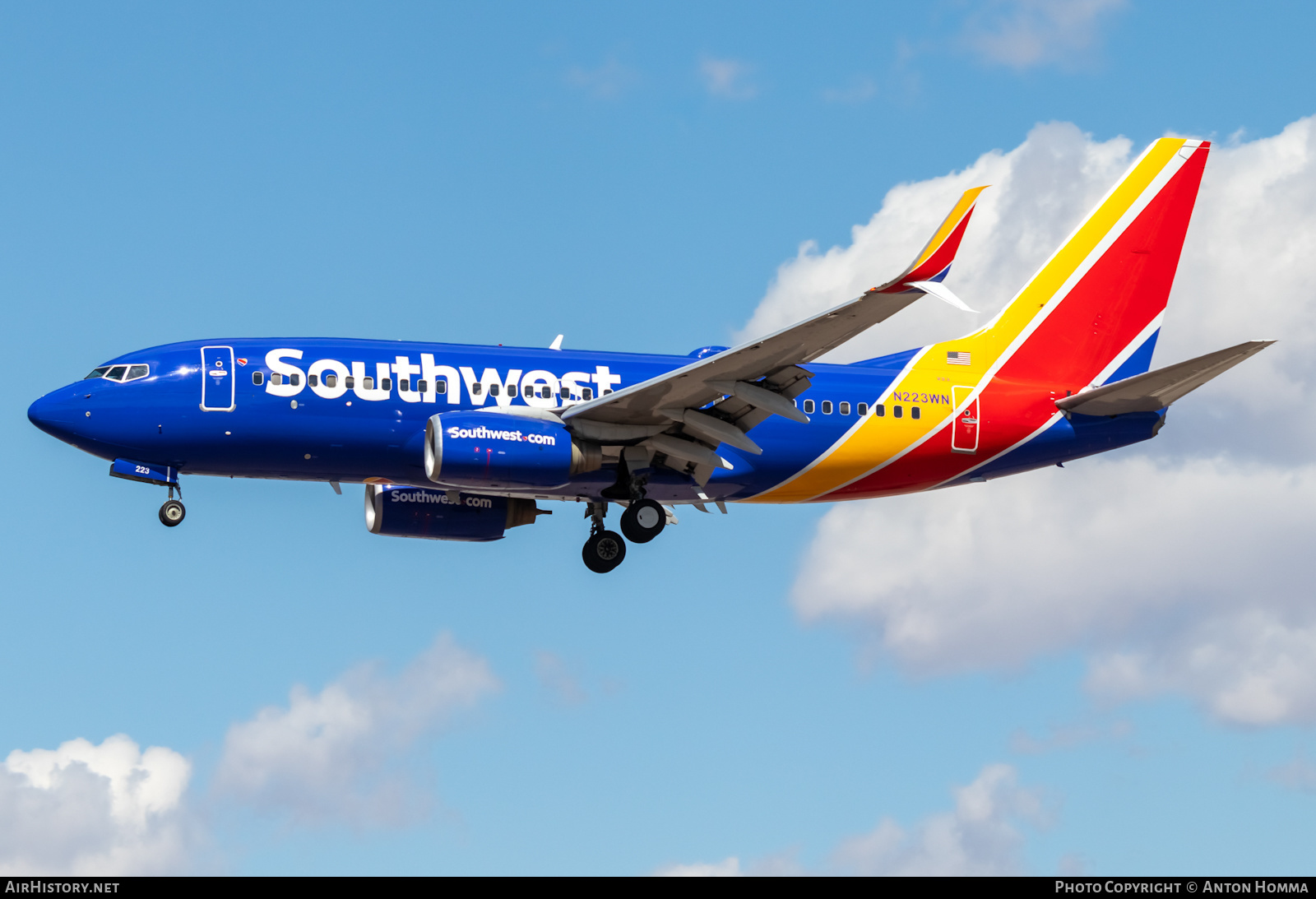 Aircraft Photo of N223WN | Boeing 737-7H4 | Southwest Airlines | AirHistory.net #449962