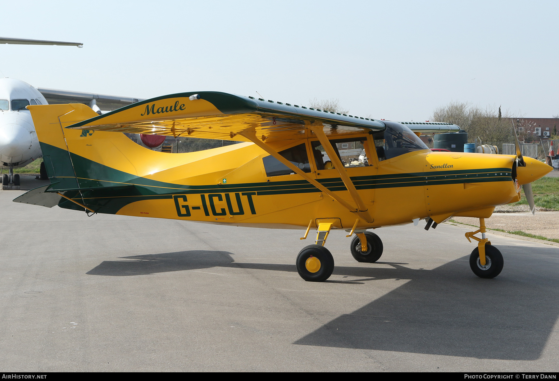 Aircraft Photo of G-ICUT | Maule MX-7-180A Super Rocket | AirHistory.net #450013