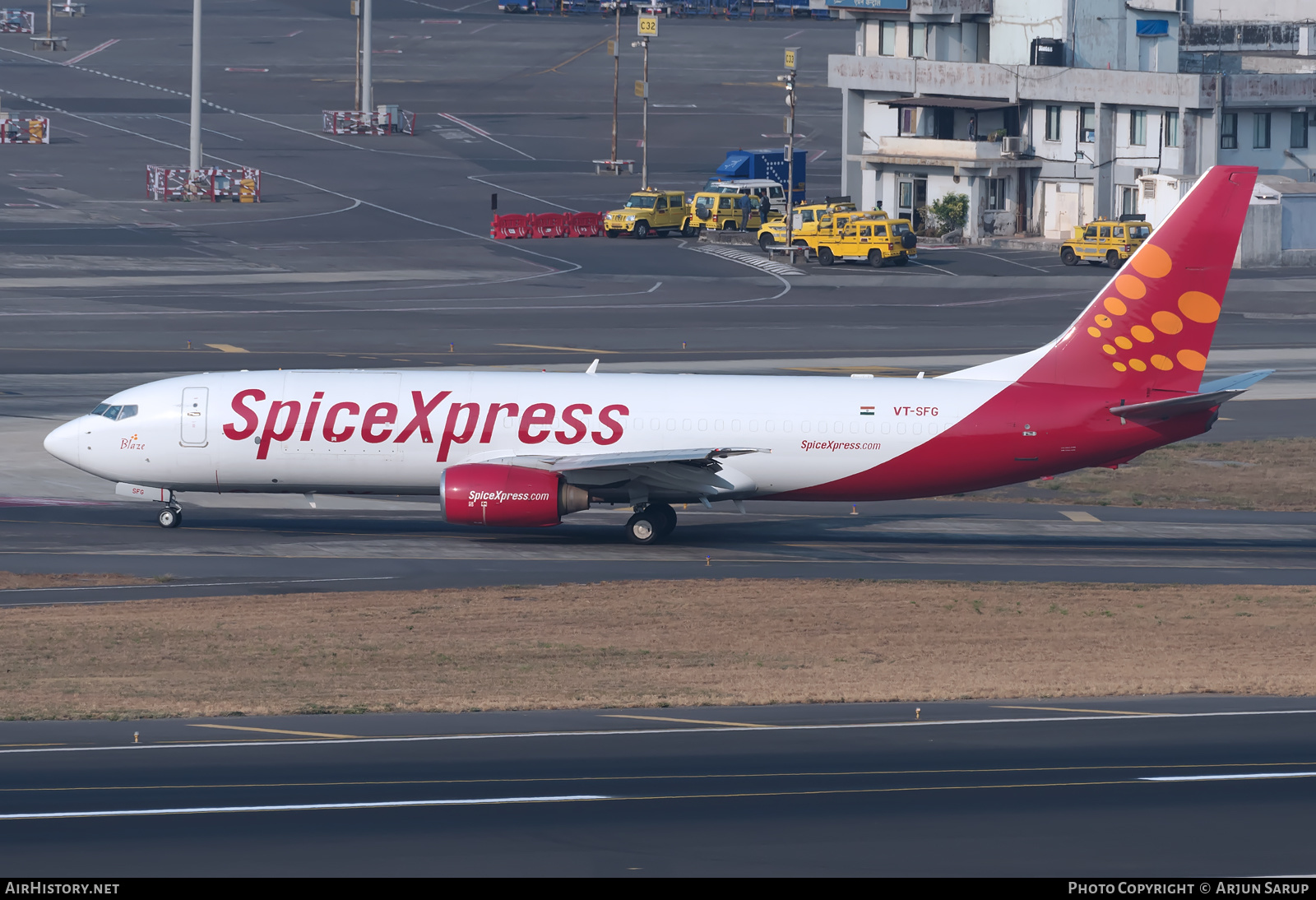 Aircraft Photo of VT-SFG | Boeing 737-84P(BCF) | SpiceXpress | AirHistory.net #450060