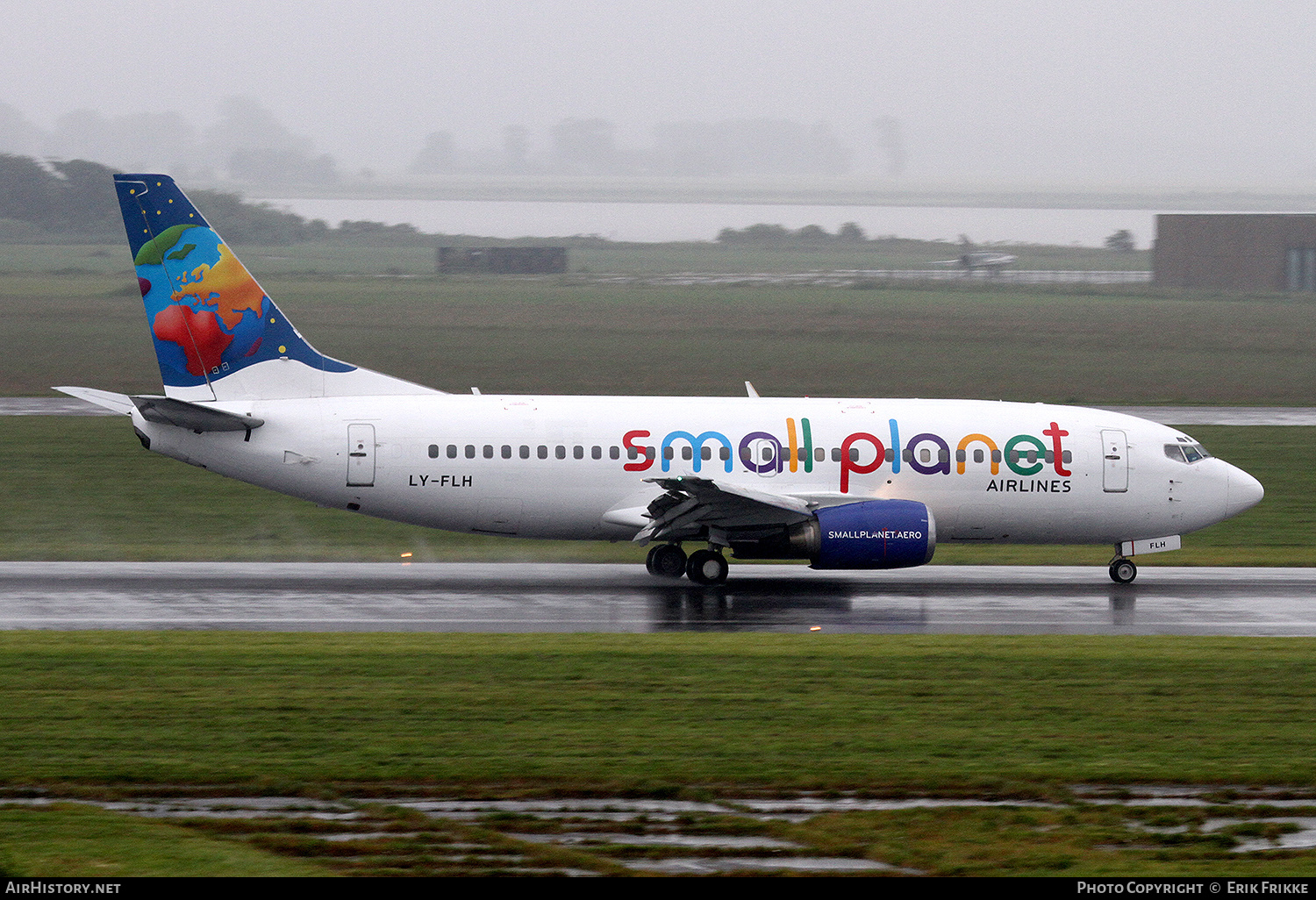 Aircraft Photo of LY-FLH | Boeing 737-382 | Small Planet Airlines | AirHistory.net #450117