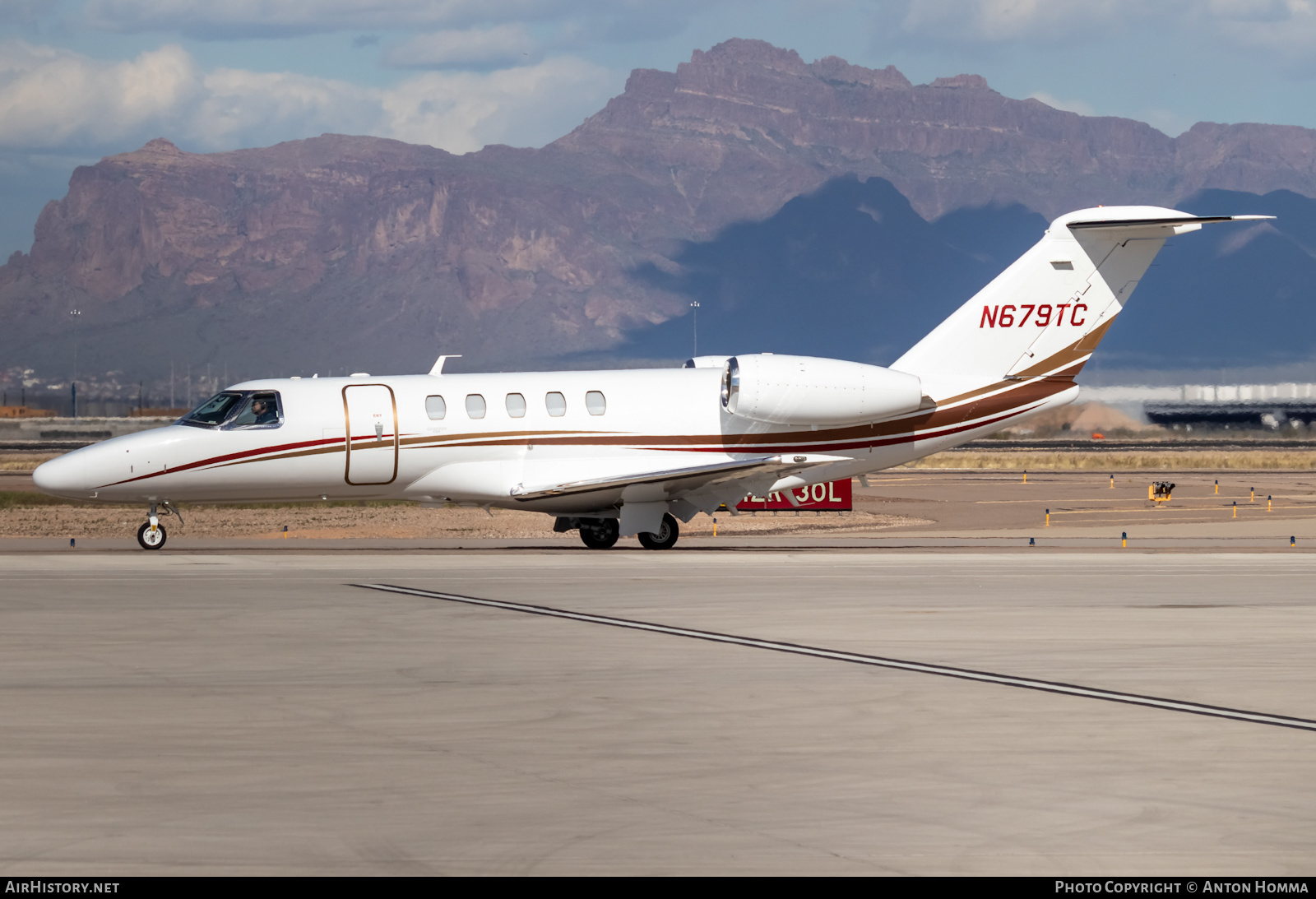 Aircraft Photo of N679TC | Cessna 525C CitationJet CJ4 | AirHistory.net #450157