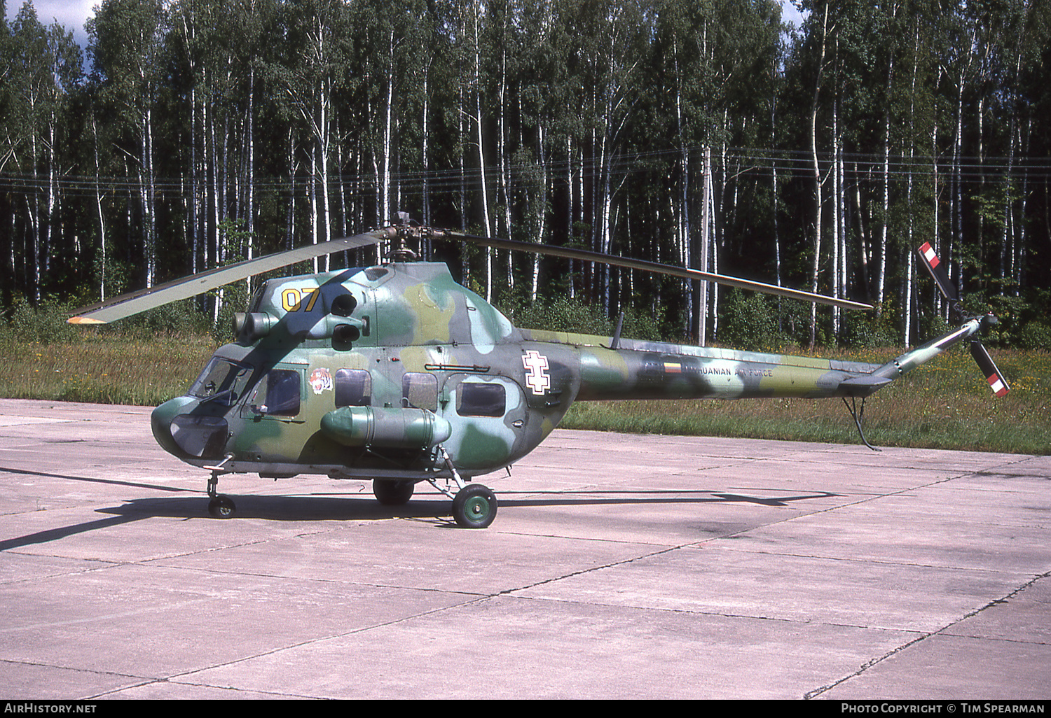Aircraft Photo of 7 yellow | Mil Mi-2 | Lithuania - Air Force | AirHistory.net #450238
