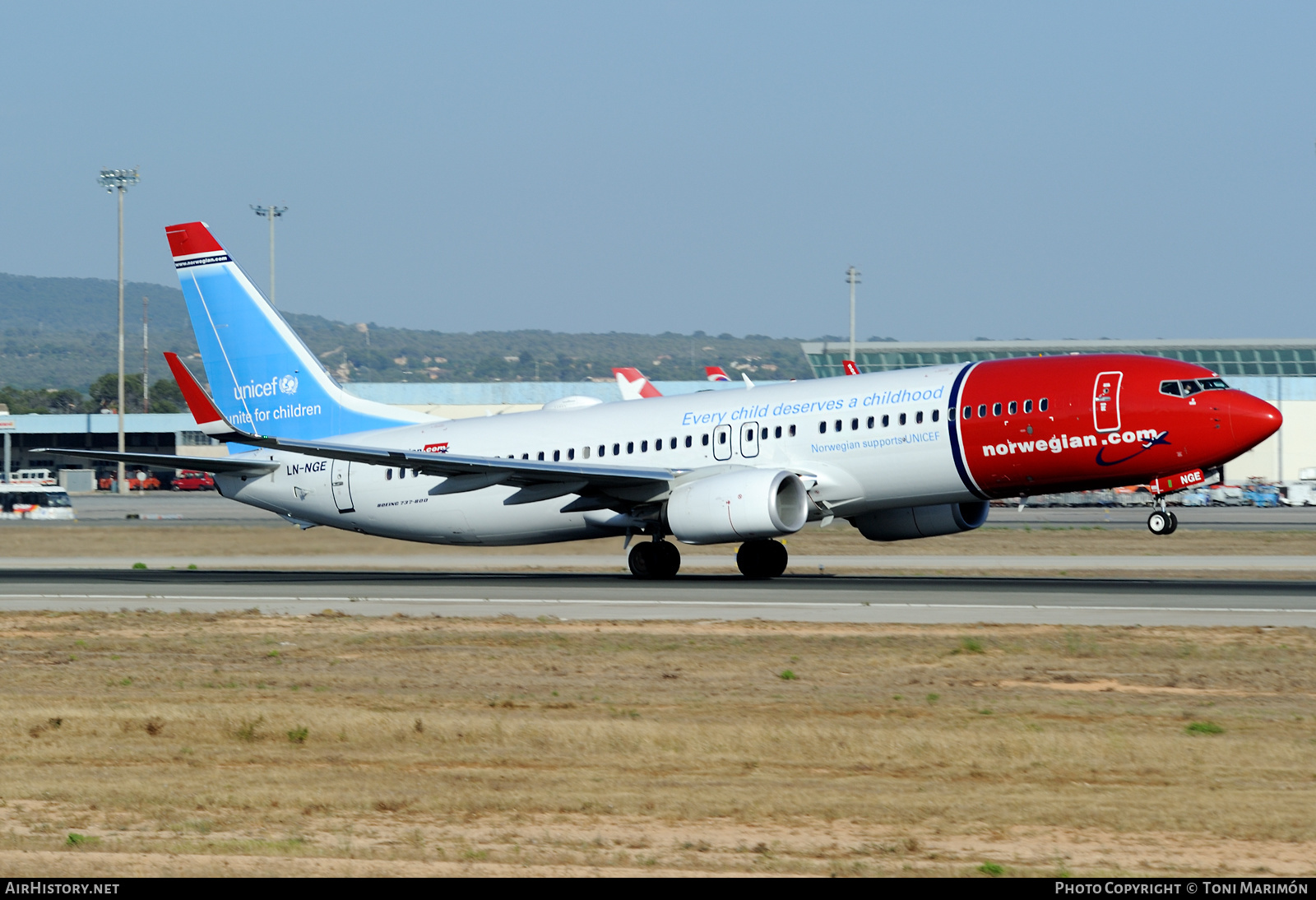 Aircraft Photo of LN-NGE | Boeing 737-8JP | Norwegian | AirHistory.net #450262