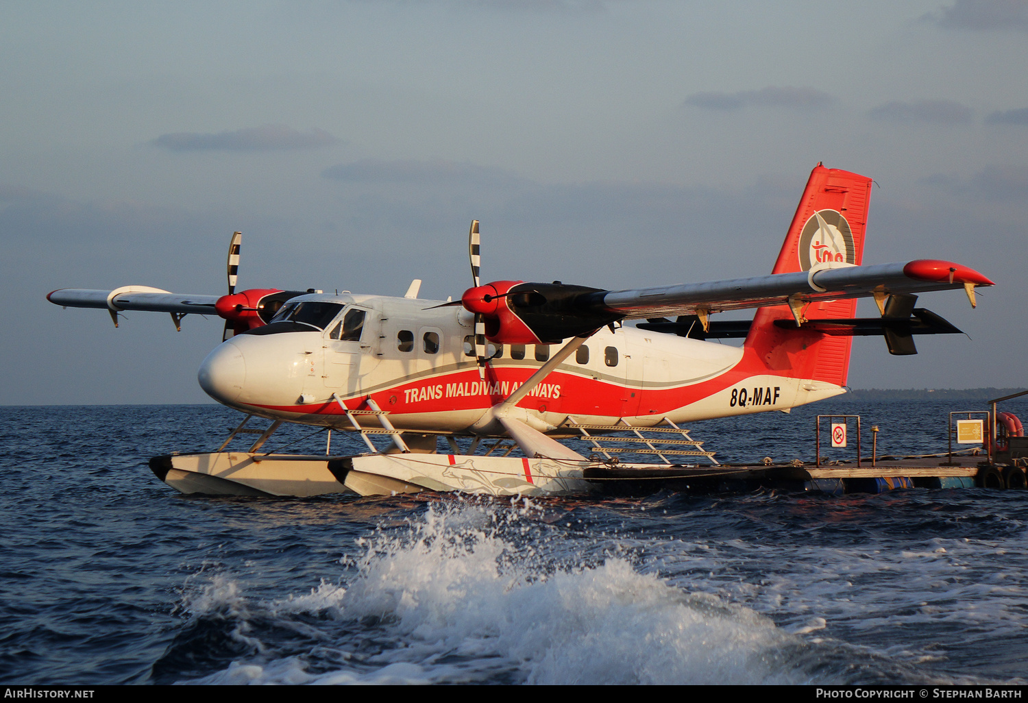 Aircraft Photo of 8Q-MAF | De Havilland Canada DHC-6-300 Twin Otter | Trans Maldivian Airways - TMA | AirHistory.net #450266