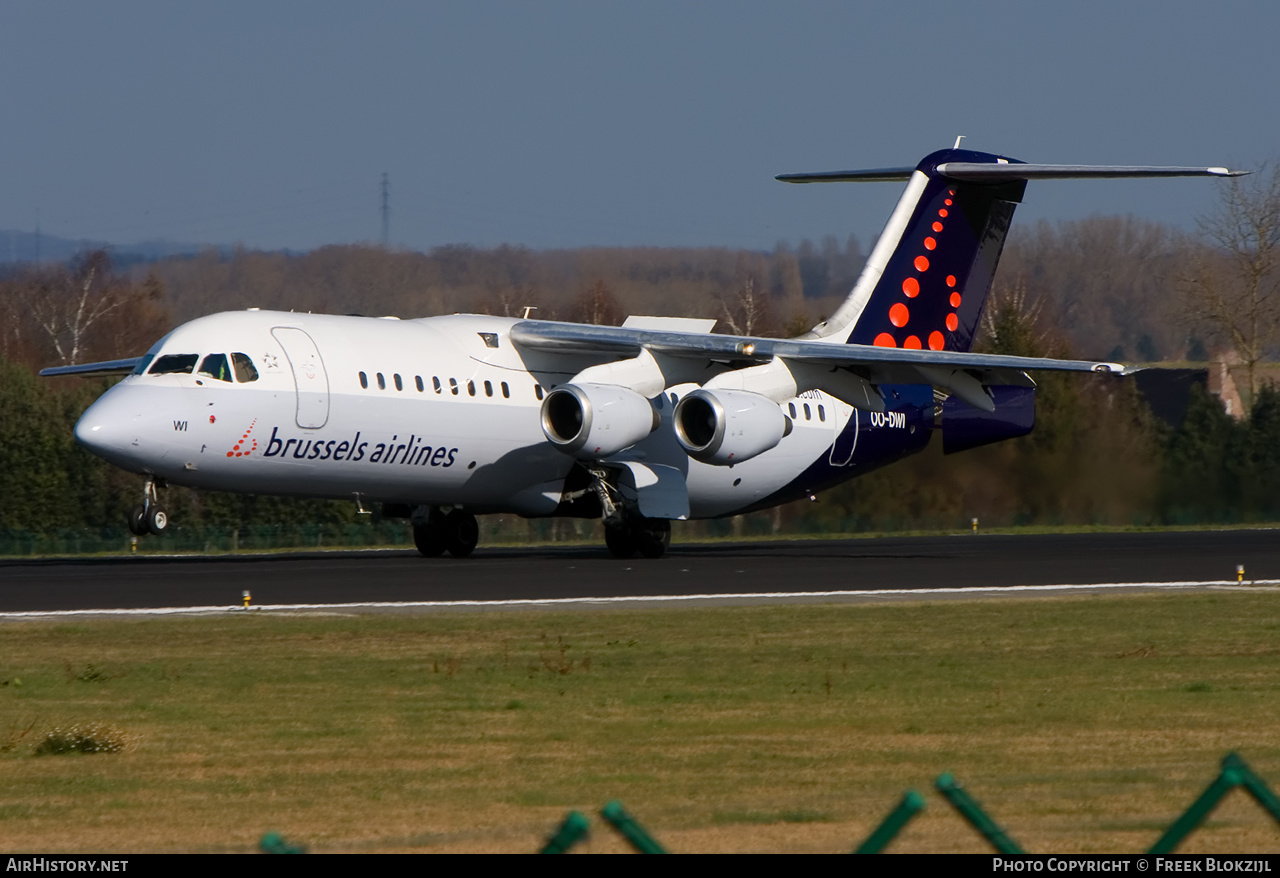 Aircraft Photo of OO-DWI | British Aerospace Avro 146-RJ100 | Brussels Airlines | AirHistory.net #450298
